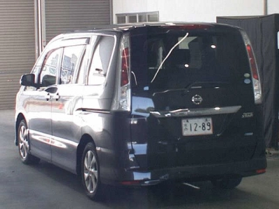 NISSAN SERENA