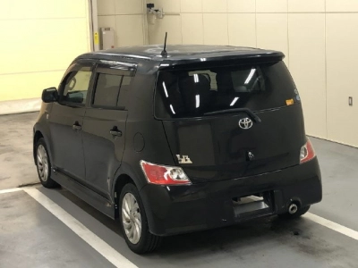 TOYOTA BB