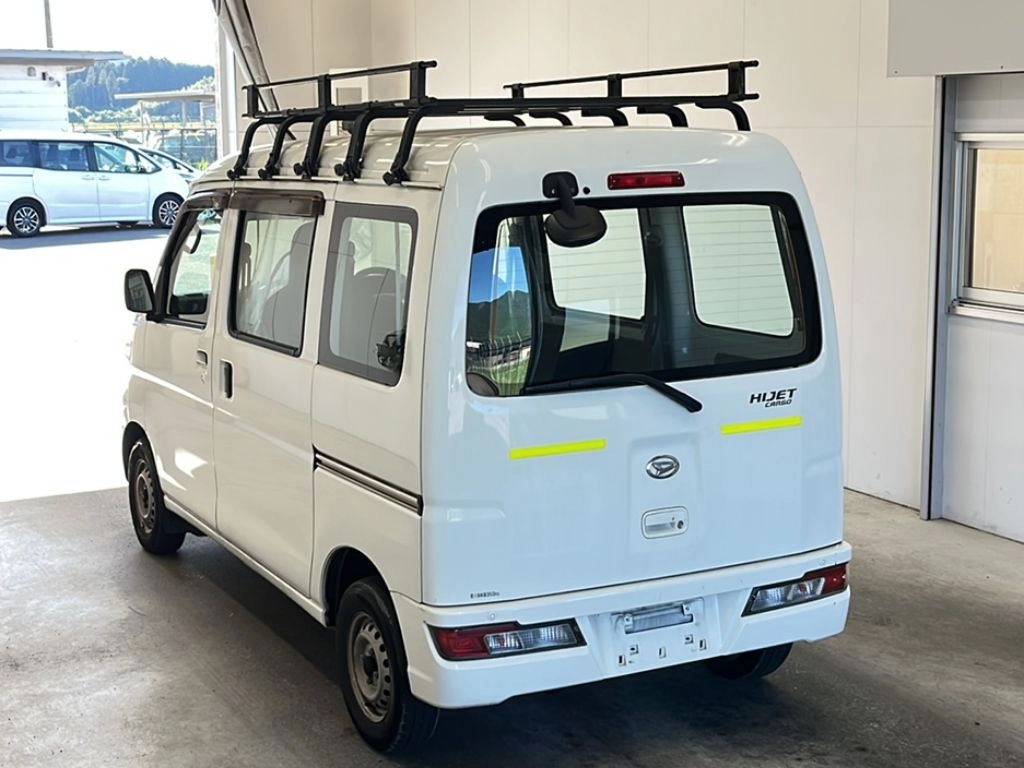 DAIHATSU HIJET CARGO