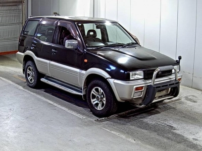 NISSAN MISTRAL