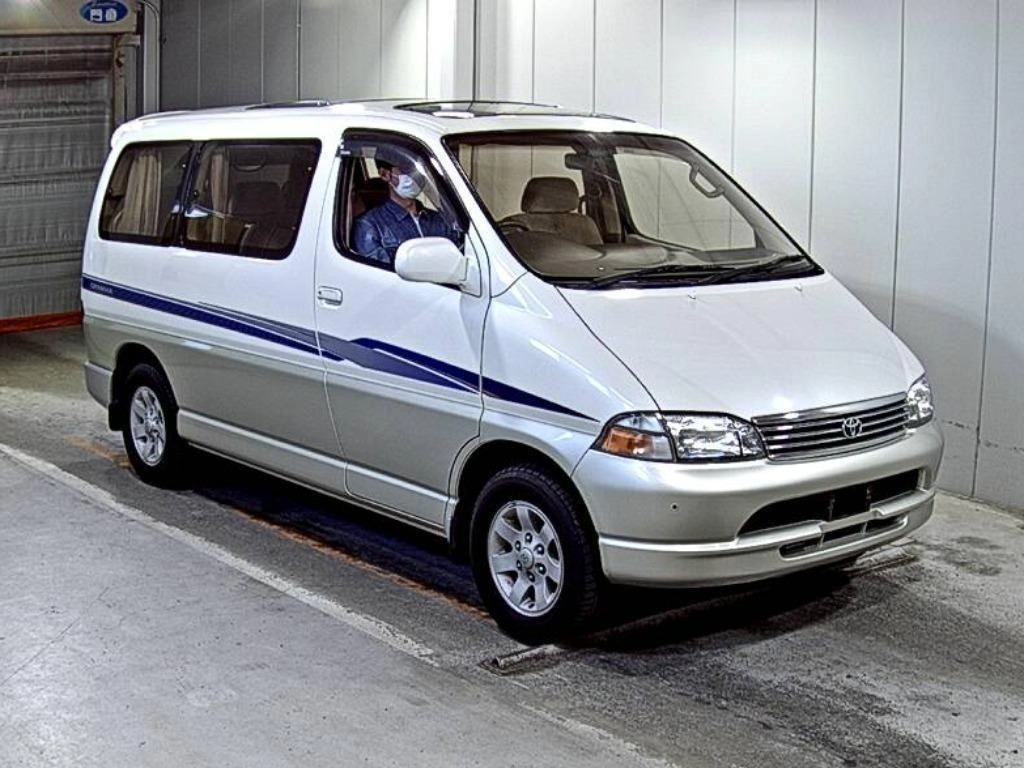 TOYOTA GRANVIA