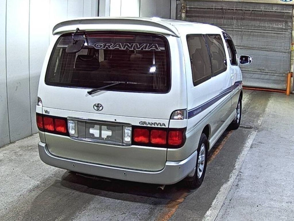 TOYOTA GRANVIA