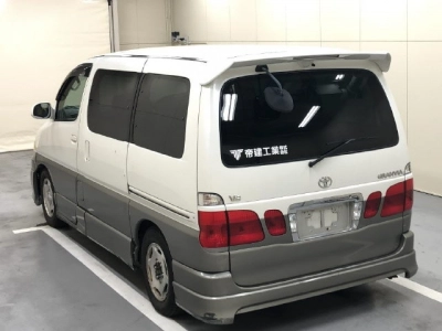 TOYOTA GRANVIA