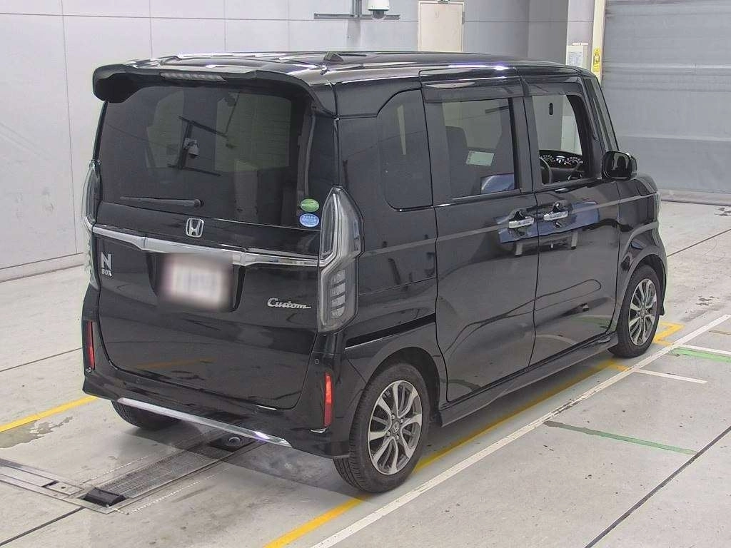 HONDA N BOX CUSTOM
