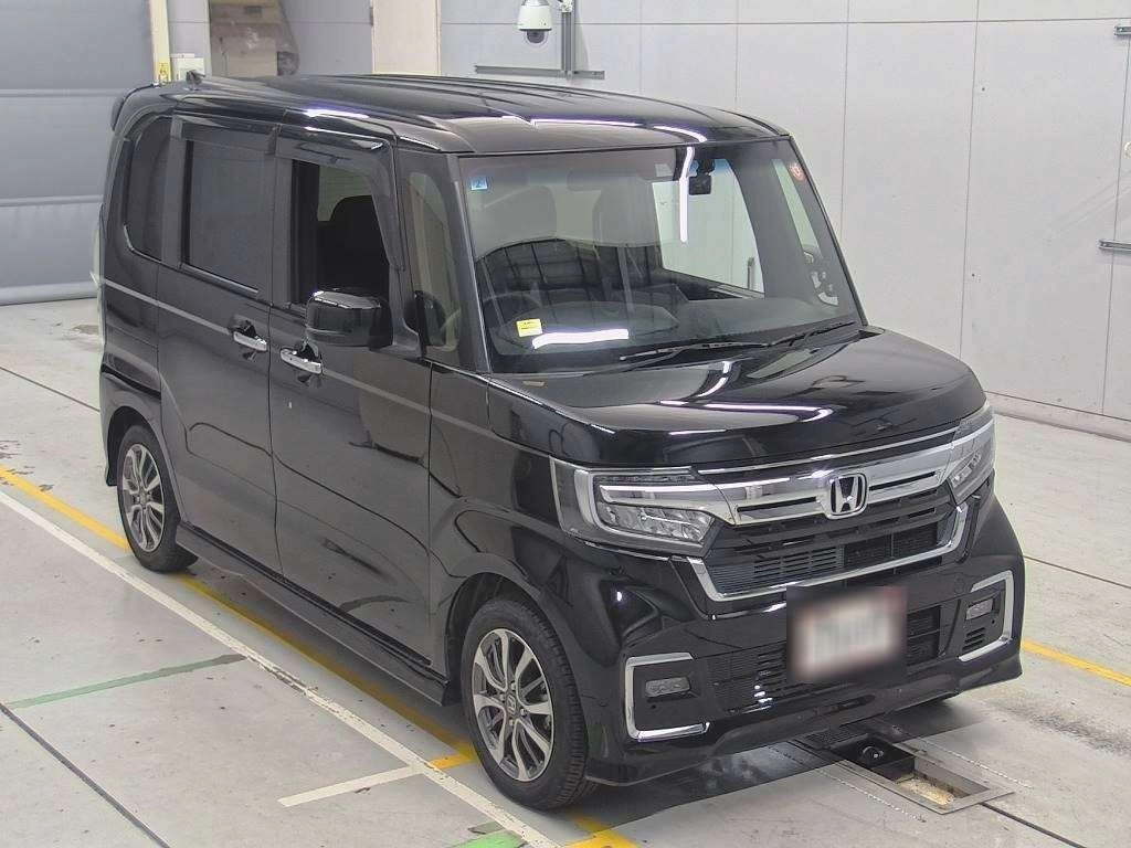 HONDA N BOX CUSTOM