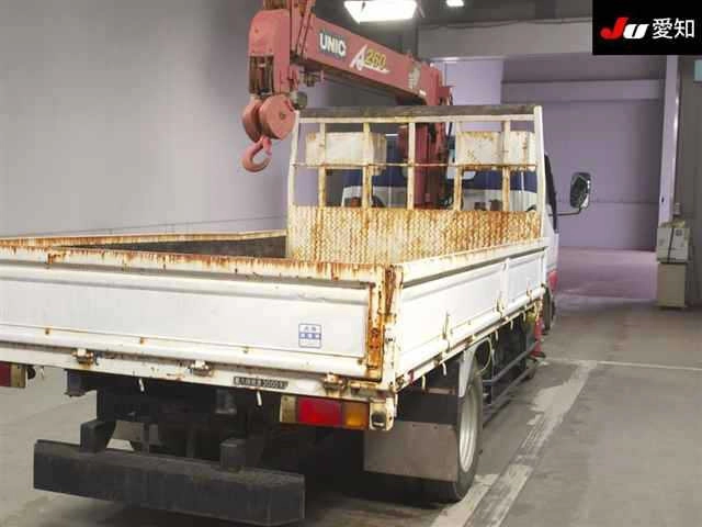 MITSUBISHI CANTER