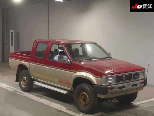 NISSAN DATSUN