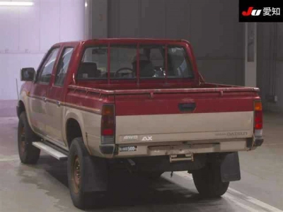 NISSAN DATSUN