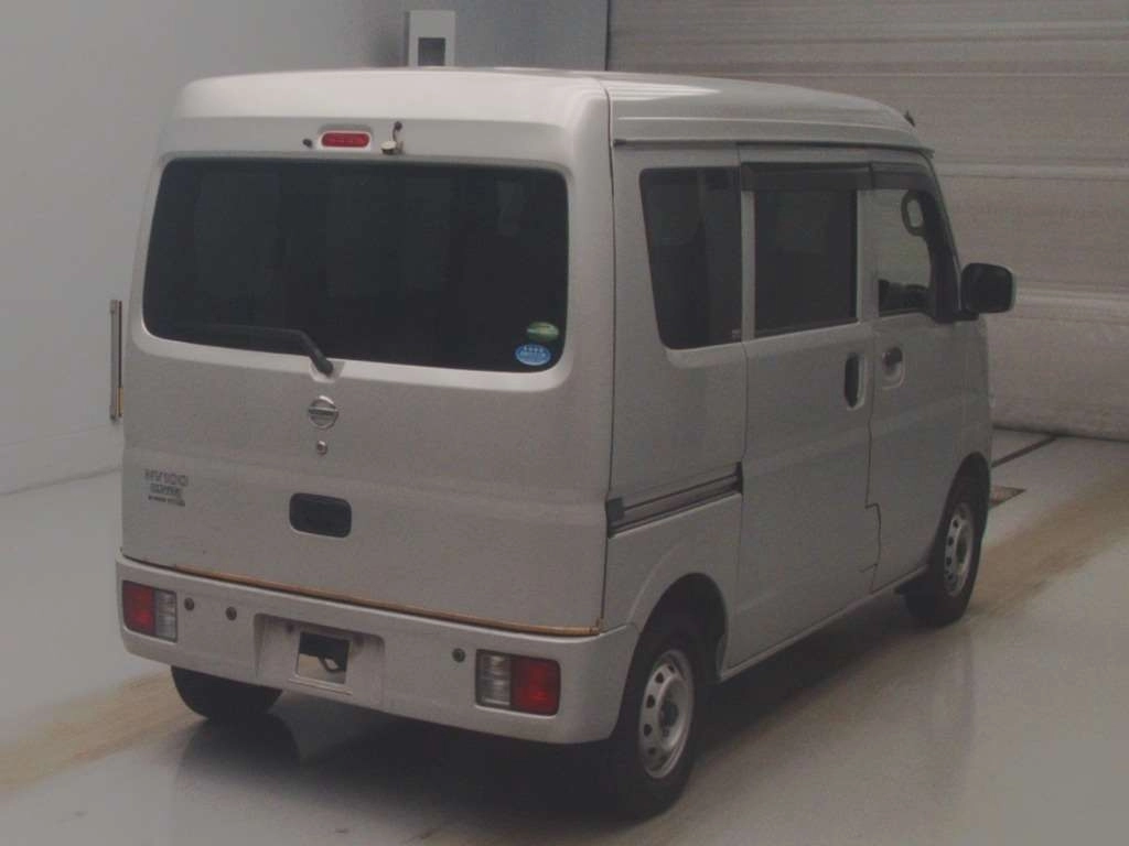 NISSAN NV100 CLIPPER