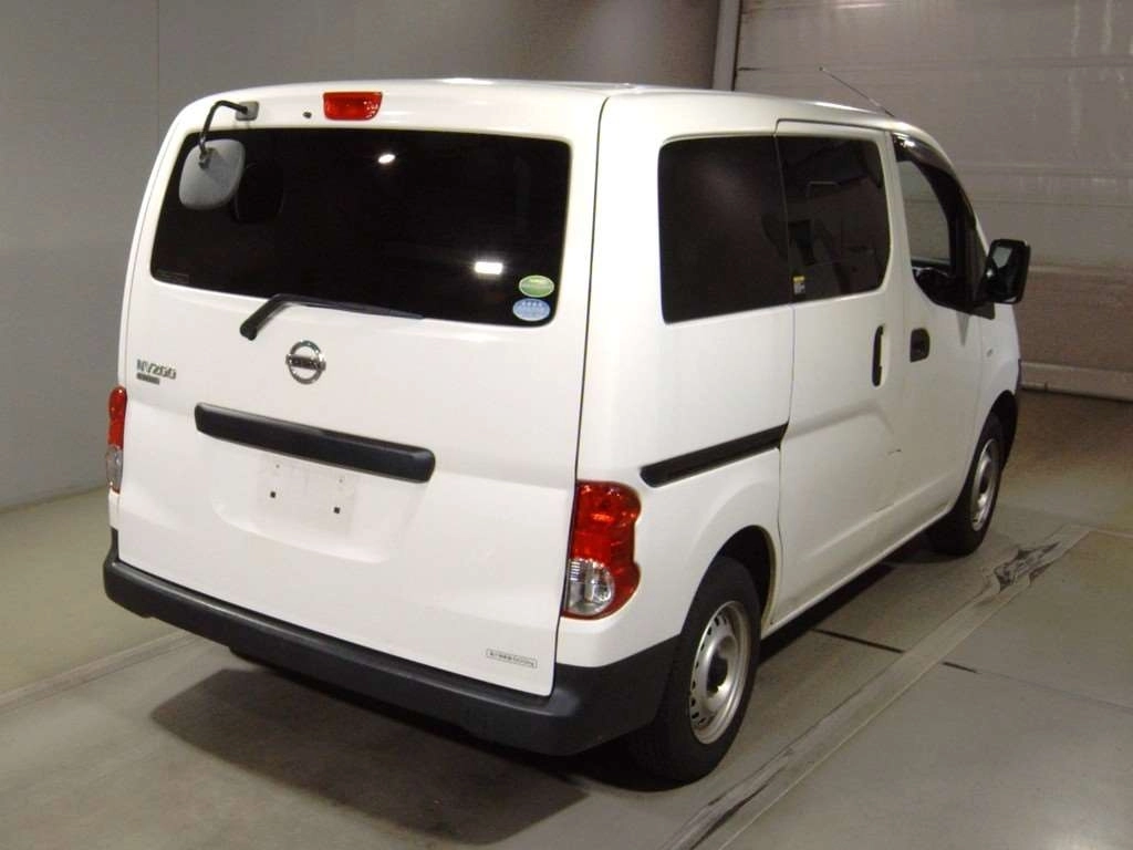 NISSAN NV200 VANETTE VAN