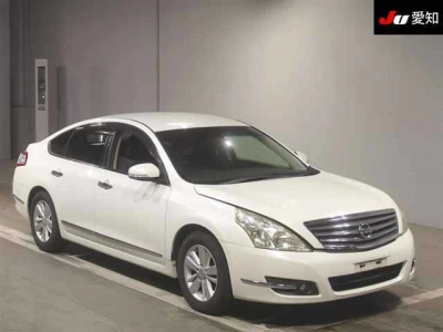 NISSAN TEANA