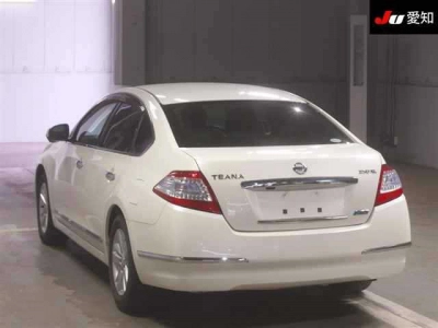 NISSAN TEANA