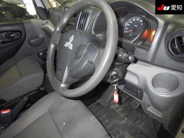 MITSUBISHI DELICA VAN