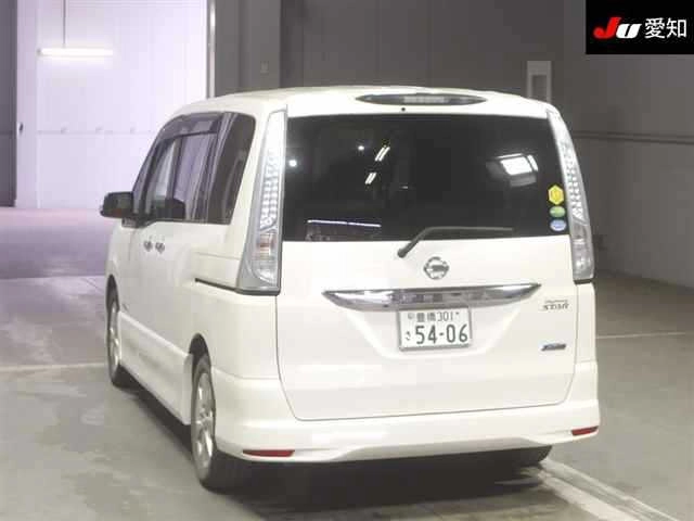 NISSAN SERENA