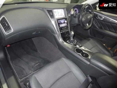 NISSAN SKYLINE