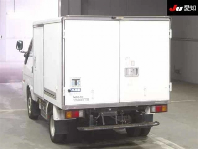 NISSAN VANETTE TRUCK