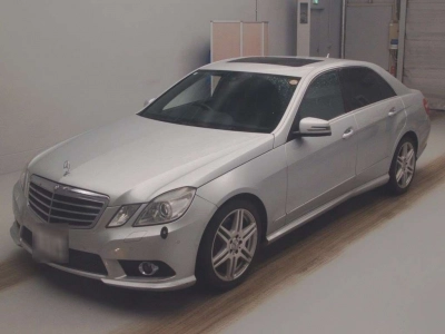 MERCEDES BENZ E CLASS