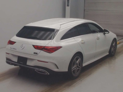 MERCEDES BENZ CLA SHOOTING BRAKE