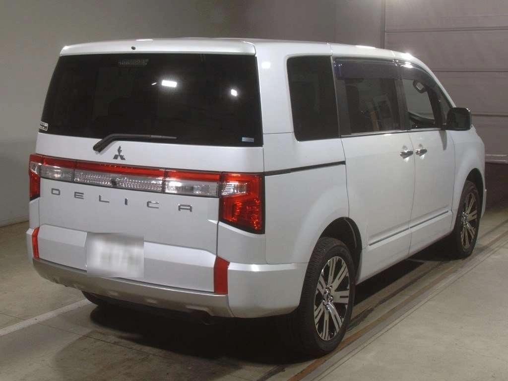 MITSUBISHI DELICA D:5