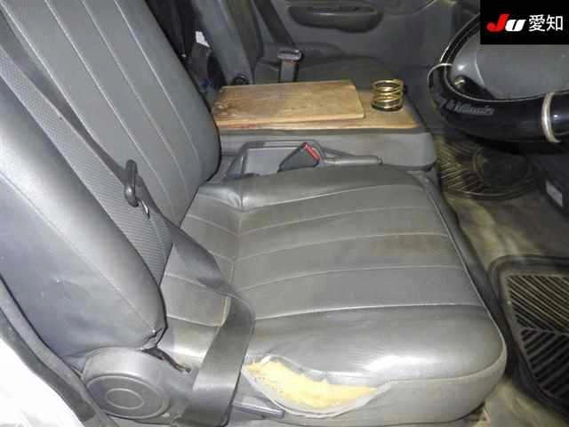 NISSAN VANETTE TRUCK