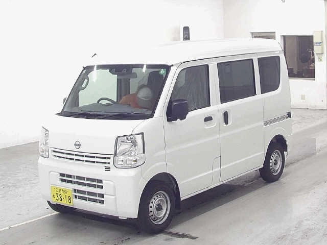 NISSAN CLIPPER VAN