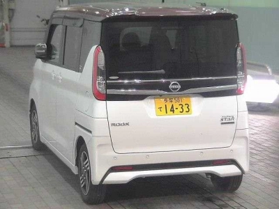 NISSAN ROOX