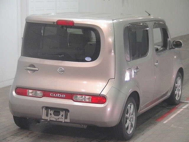 NISSAN CUBE