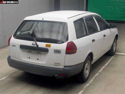 NISSAN AD VAN