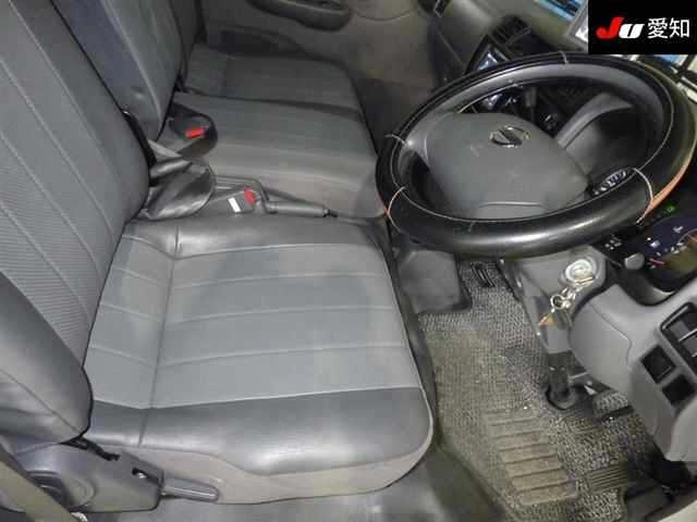 NISSAN VANETTE TRUCK