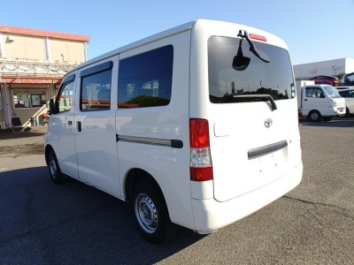 TOYOTA TOWN ACE