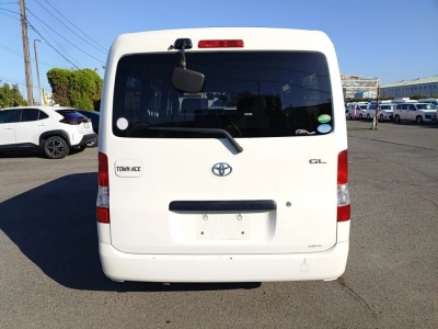 TOYOTA TOWN ACE