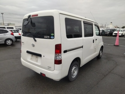 TOYOTA TOWN ACE