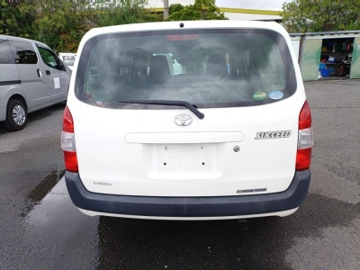 TOYOTA SUCCEED WAGON