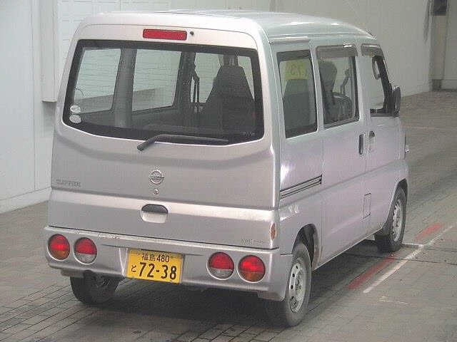 NISSAN CLIPPER VAN