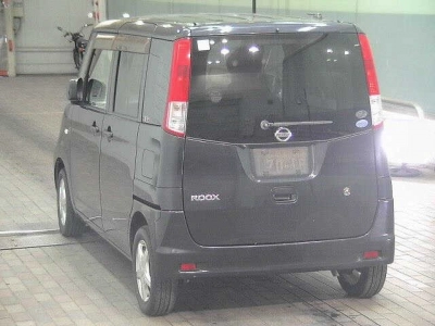 NISSAN ROOX