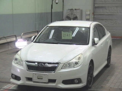 SUBARU LEGACY B4