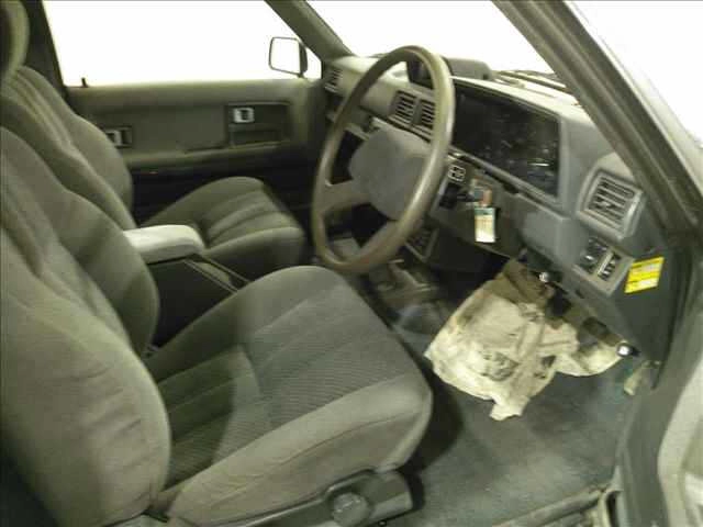 TOYOTA HILUX SURF VAN