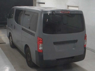 NISSAN NV350 CARAVAN