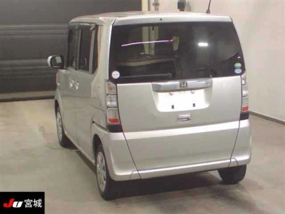 HONDA N BOX +