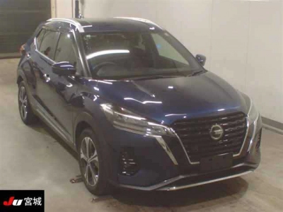NISSAN KICKS