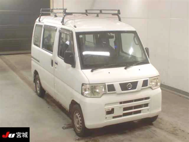NISSAN NV100 CLIPPER