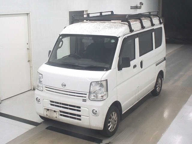 NISSAN NV100 CLIPPER