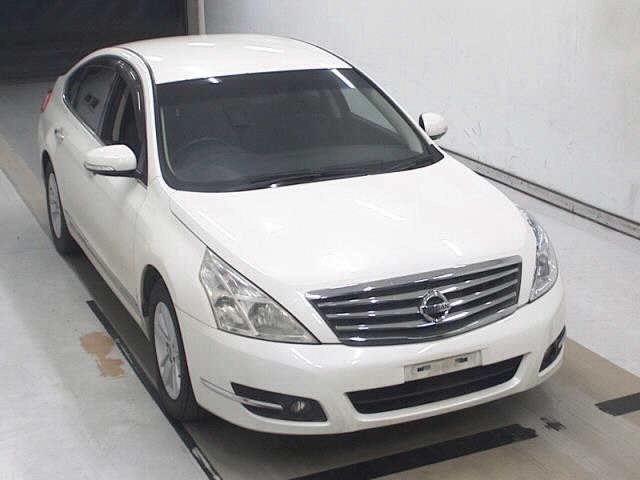 NISSAN TEANA