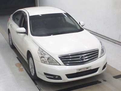 NISSAN TEANA