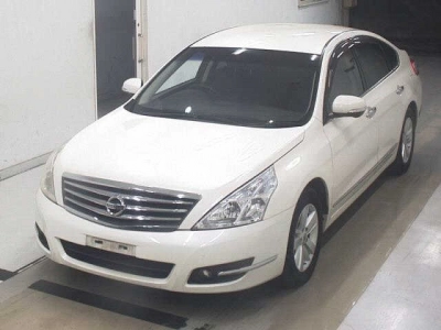 NISSAN TEANA