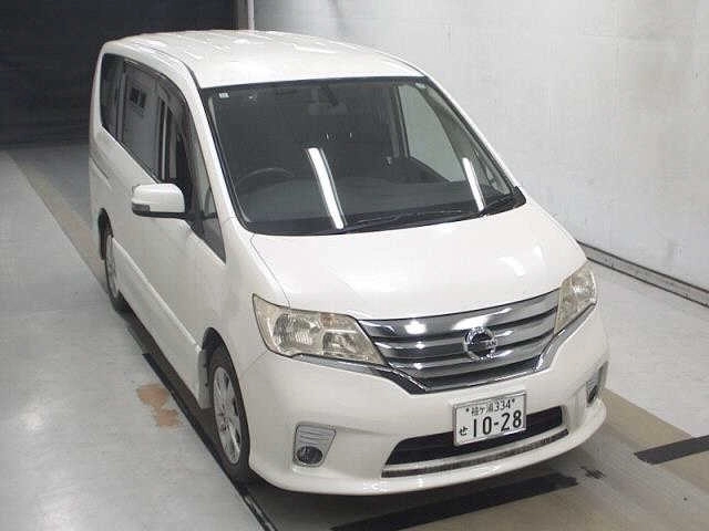 NISSAN SERENA