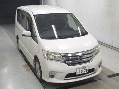 NISSAN SERENA