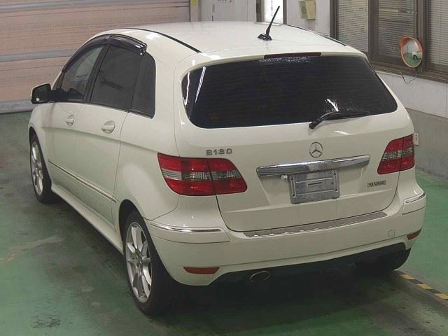 MERCEDES BENZ B CLASS