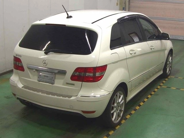 MERCEDES BENZ B CLASS