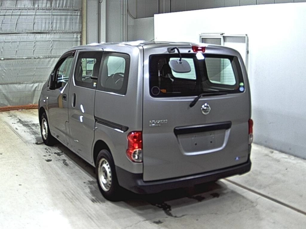 NISSAN NV200 VANETTE VAN